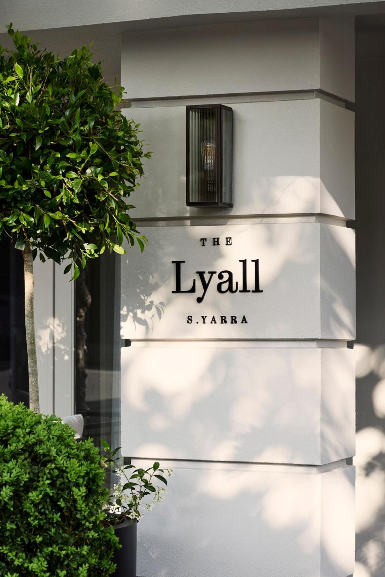The Lyall Melbourne Luaran gambar